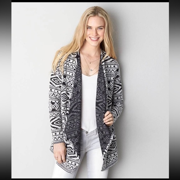 American Eagle Outfitters Sweaters - NWT American Eagle Black Cream Aztec Tribal Open Cardigan Boho Sweater
